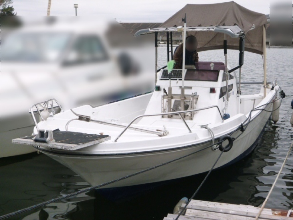 船　喜志造船　Ｆ235　ハードットップ　DF115（新品） 船 喜志造船 F235 ハードットップ DF115（新品）