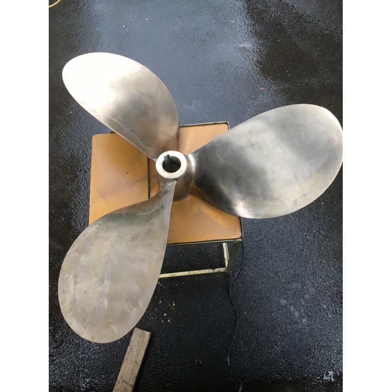 お歳暮ならオンライン プロペラ スクリュー MIKADO D.1040 【中古艇ドットコム | P.840 操舵装置