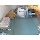 下にはトイレがあります。