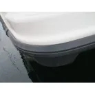 左舷側後方