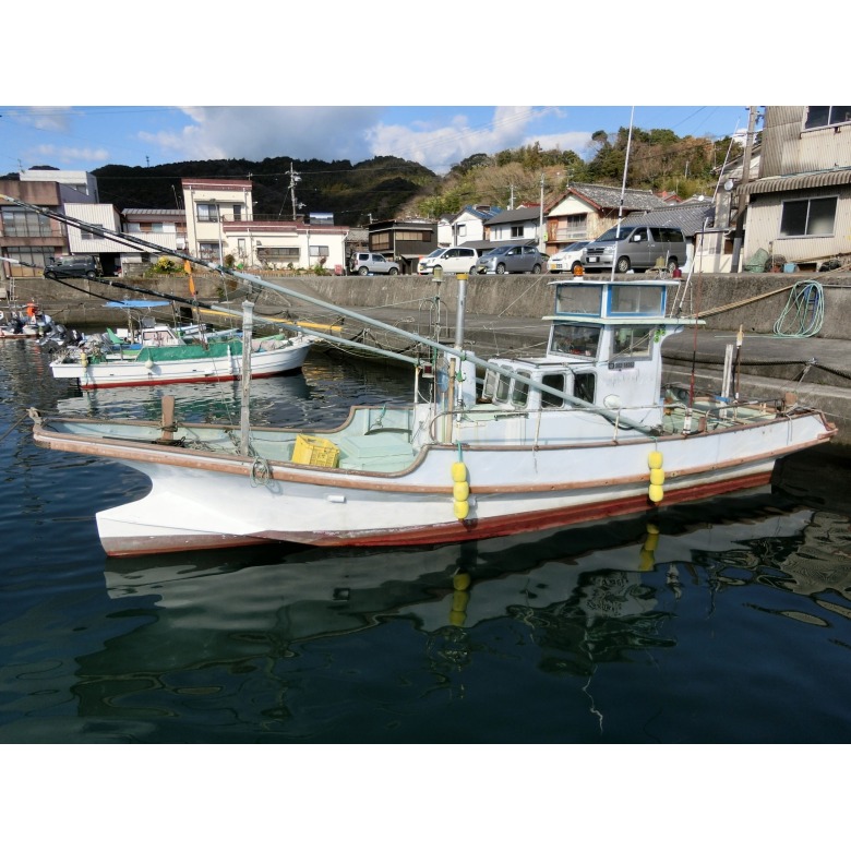 漁船イスズ50馬力 地場造船 中古船 ボート 沖縄中古艇市場