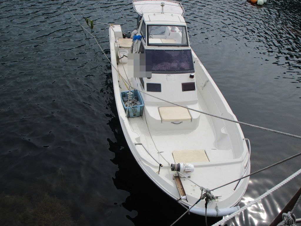 （取引中）値下げしましたUF-23(FE3)船体・船台のみ販売（現在使用中）※修理必要箇所あり 取引中）値下げしましたUF-23(FE3)船体・船台のみ販売（現在使用中