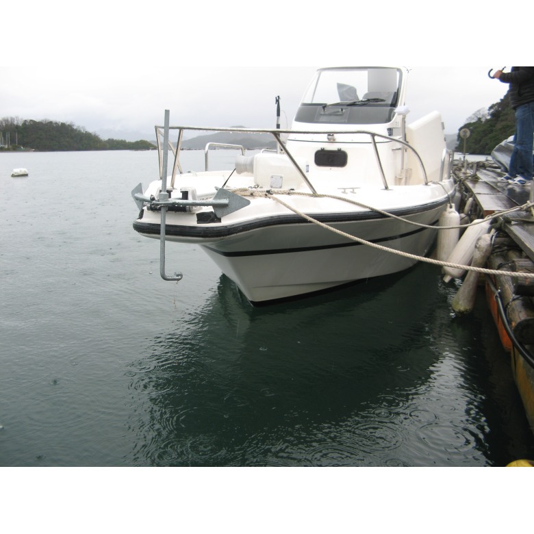 漁船 プレジャーボート 21〜23f 船検有 船外機90馬力