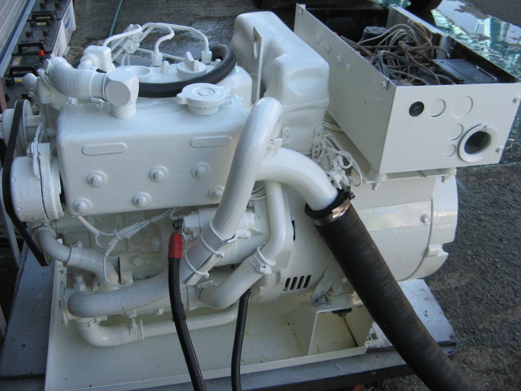 オナン 8kw 発電機 | 【中古艇ドットコム】 中古ボート・ヨット オナン 8kw 発電機 | 【中古艇ドットコム】 中古ボート・ヨット
