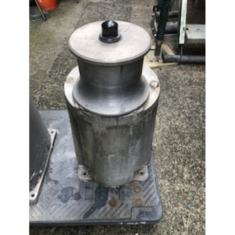 岩崎電機工業 ヤングローラー | 【中古艇ドットコム】 中古