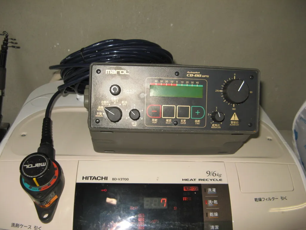 マロール オートパイロット CB－88 | 【中古艇ドットコム】 中古