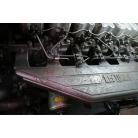 右舷側エンジン