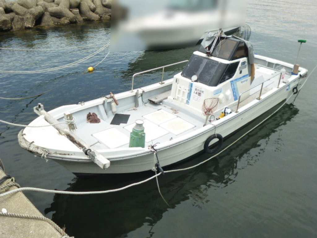 海上係留場所付き！ 中古艇 ヤンマーとびうおDE24DZ 65馬力