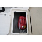 予備の携行缶お付けします。