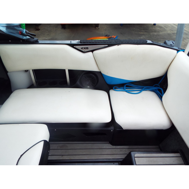 AXIS WAKE RESEARCH Wake Research-A22 | 【中古艇ドットコム】 中古