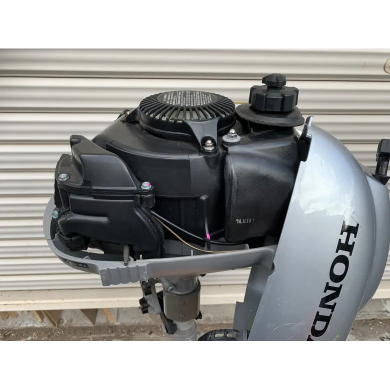 ホンダ 2馬力船外機 | 【中古艇ドットコム】 中古ボート・ヨットの ホンダ 2馬力船外機 | 【中古艇ドットコム】 中古ボート・ヨットの