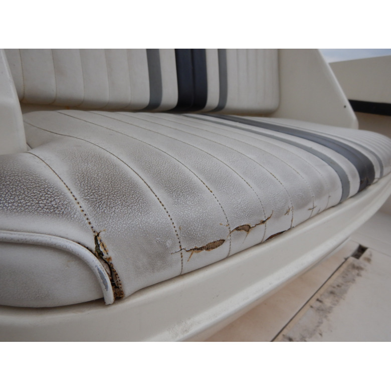 スーパーハワイ イントレピッド30オープンノカディ | 【中古艇ドット