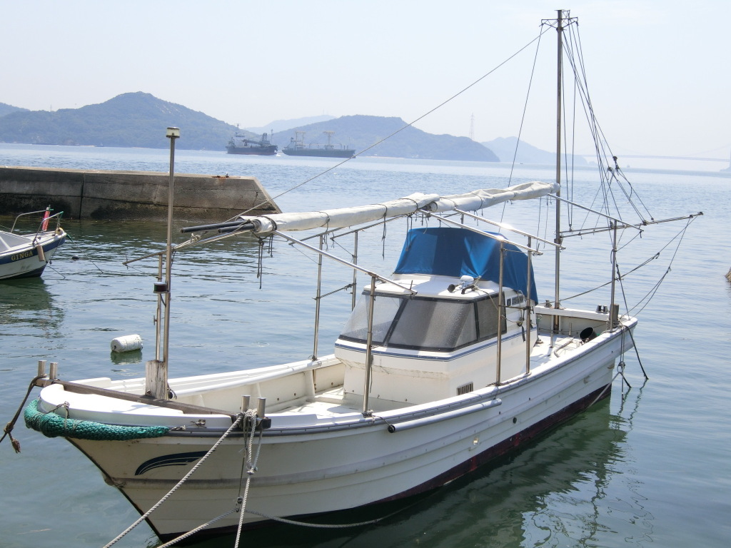 この船に付いてる屋形。漁船 中古船