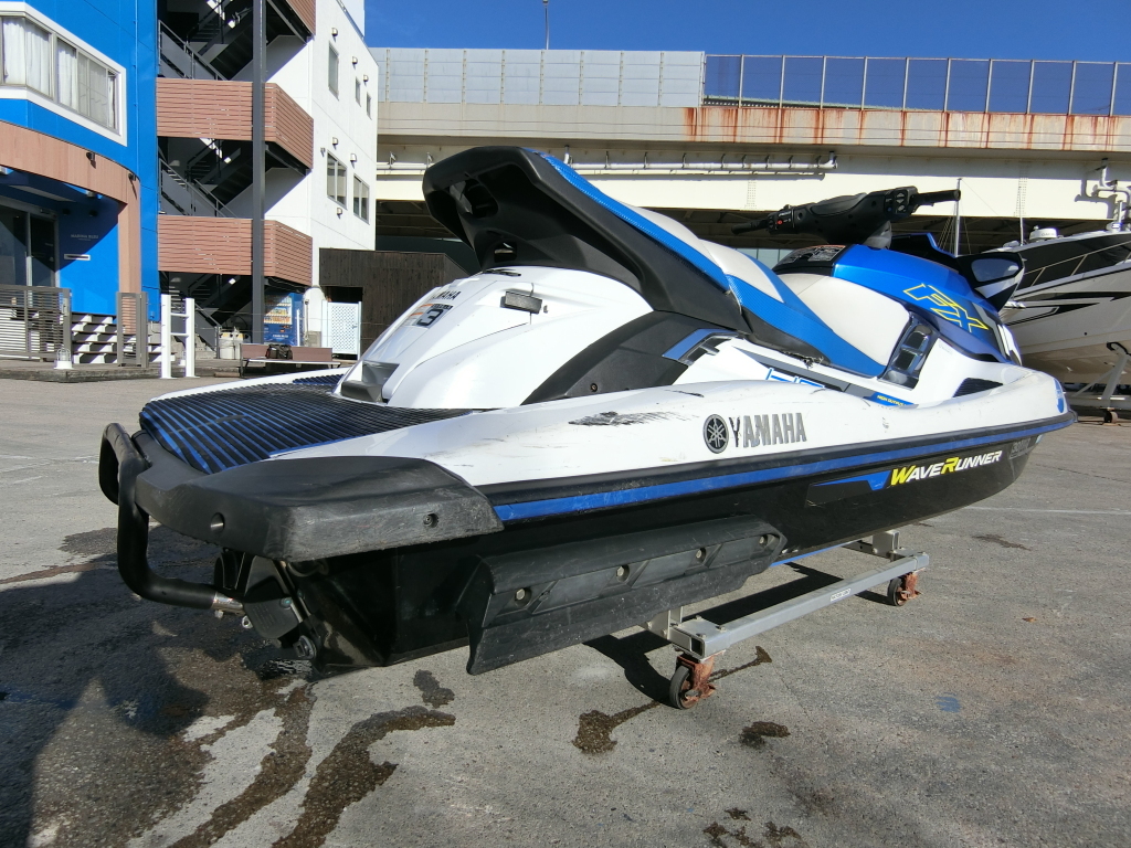 야마하 WAVE RUNNER FX-HO