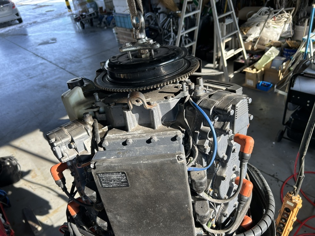 中古ボート、船】ヤマハ、エンジン：イスズ 200馬力