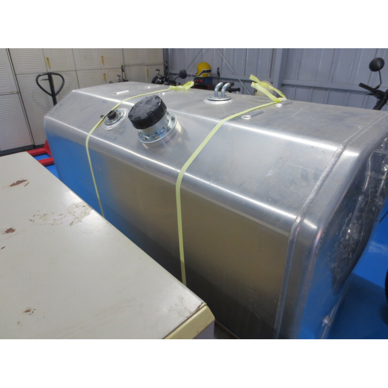 B164【中古】船舶用　大型燃料タンク　500L　FRP ポリ燃料タンク(22.7L)/E JCI認可品 | 船外機・ディーゼル,燃料