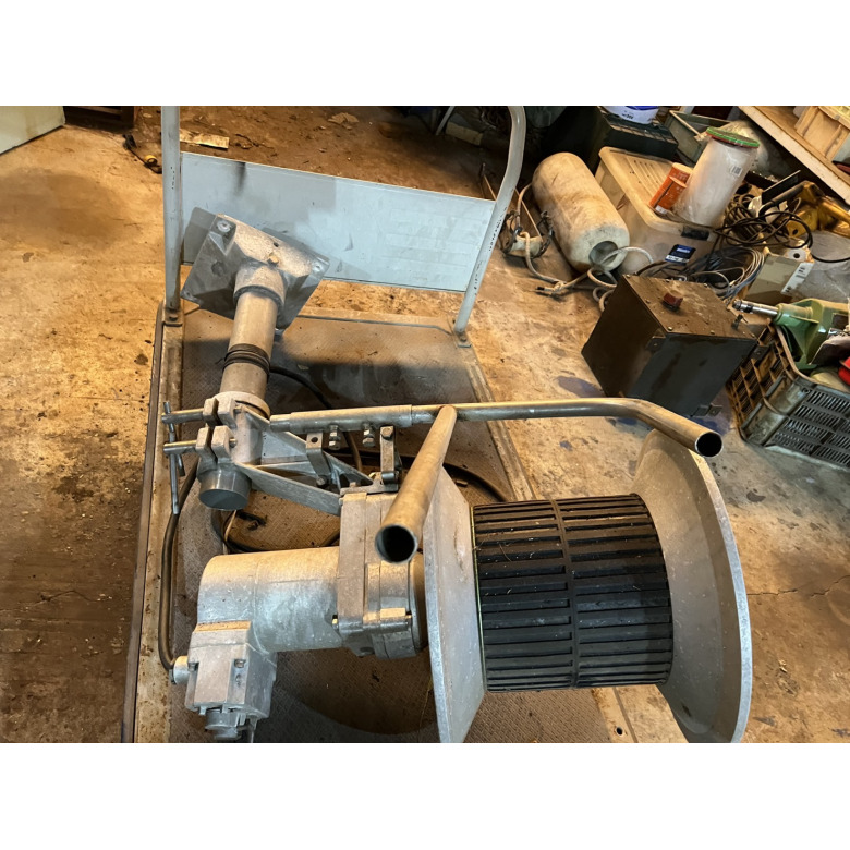 岩崎電機工業 ネットラインホーラー12V | 【中古艇ドットコム 岩崎電機工業 ネットラインホーラー12V | 【中古艇ドットコム