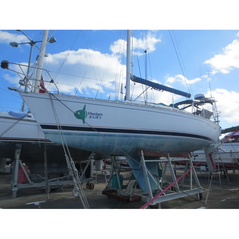 ベネトウ ファースト325