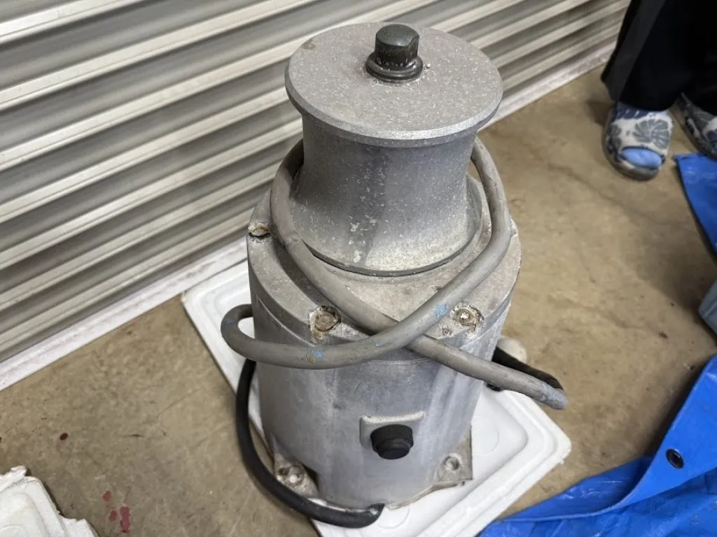 岩崎電機　ヤングローラ　24v 岩崎電気工業 ヤングローラー 24V | 【中古艇ドットコム】 中古ボート