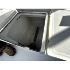 イケス、魚探振動子