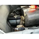 左舷側90L燃料タンク