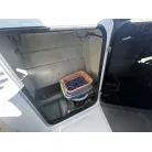 左側収納スペース、トイレ