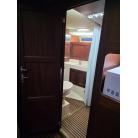 ギャレー横　化粧室