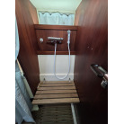 ギャレー横　化粧室