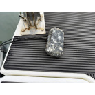 (外れたソナー用トランサムマウント)