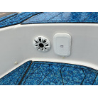 電源およびスピーカー