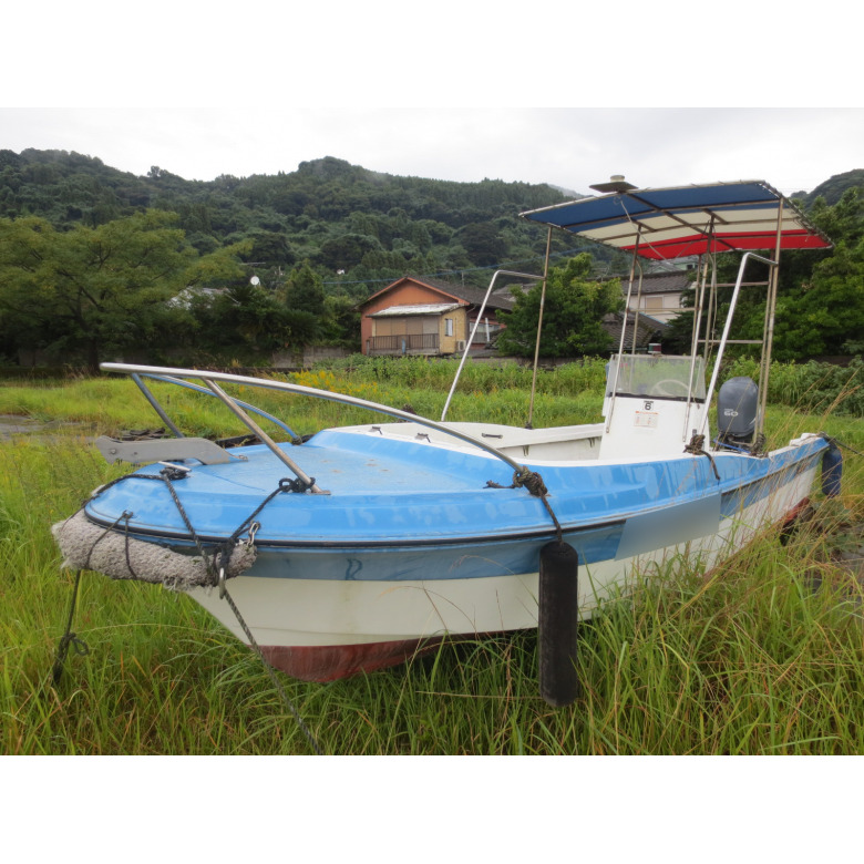 放置艇。要整備