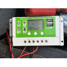 ソーラーパネルのコントローラー