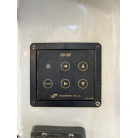 サーチライトのコントローラー