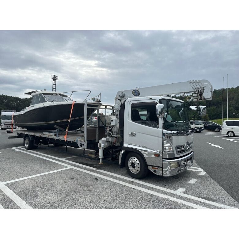 日野レンジャー　中型車