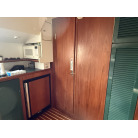 （中央がサニタリールーム入口）