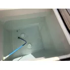 左舷イケスは清水タンクとして使用