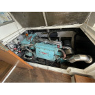 右舷側エンジン　➡