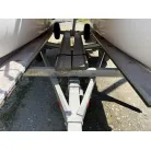 （中央に木製スロープ）