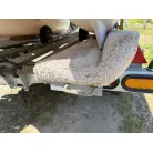 （木製スロープを掛ける金具）