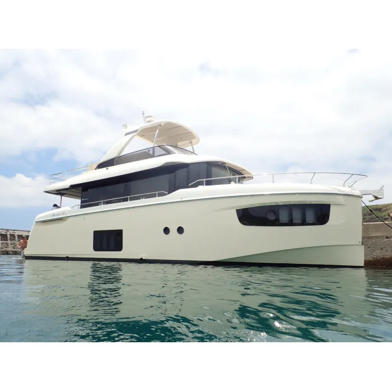 Absolute Navetta 52