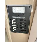 陸電機器
